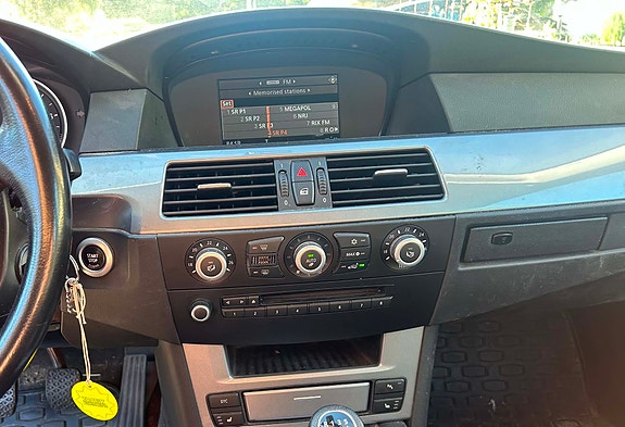 BMW 520i 10 of 10