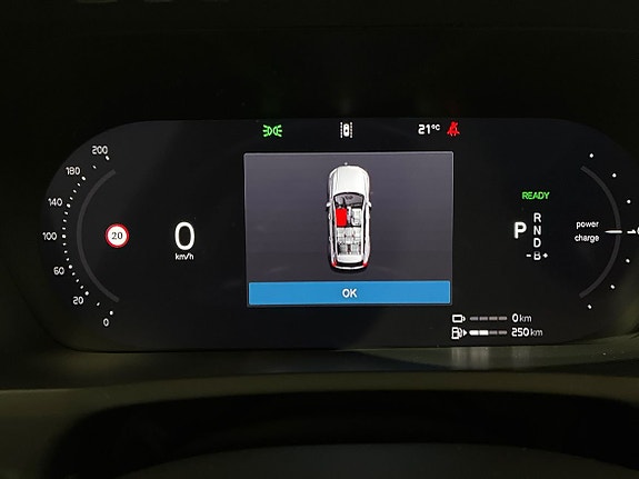 Volvo XC90 11 of 18