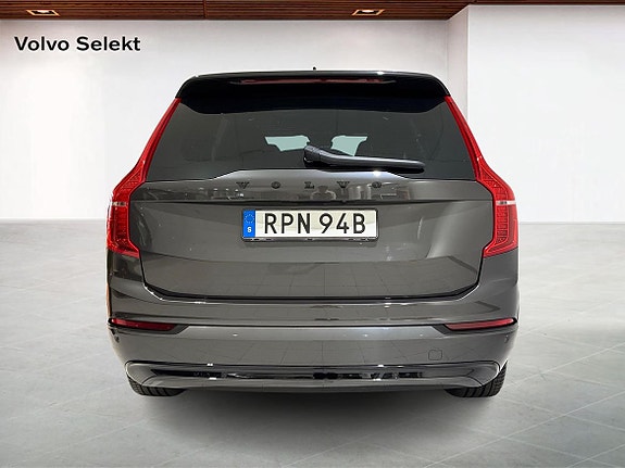 Volvo XC90 7 of 18