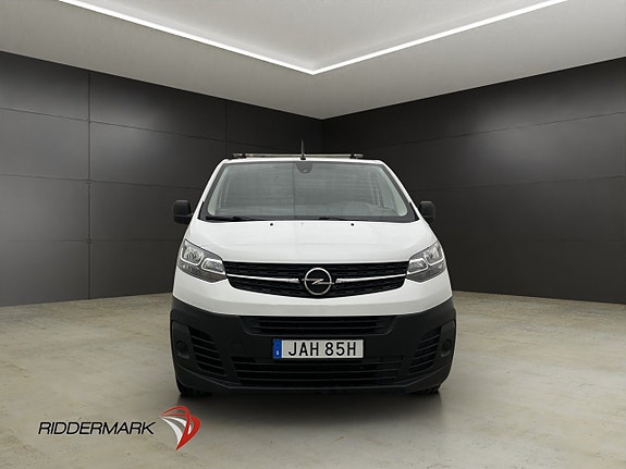 Opel Vivaro 5 of 5