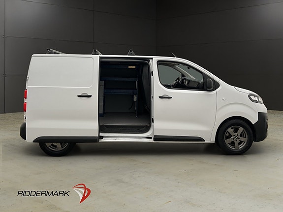 Opel Vivaro 26 of 27