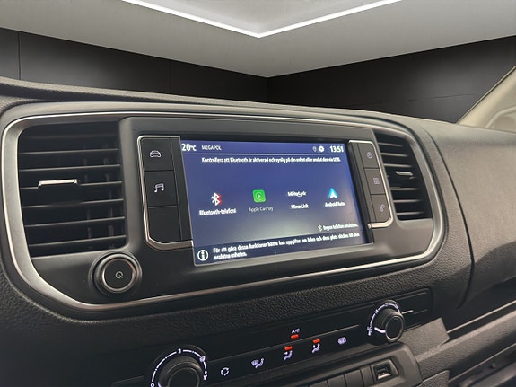 Opel Vivaro 16 of 27