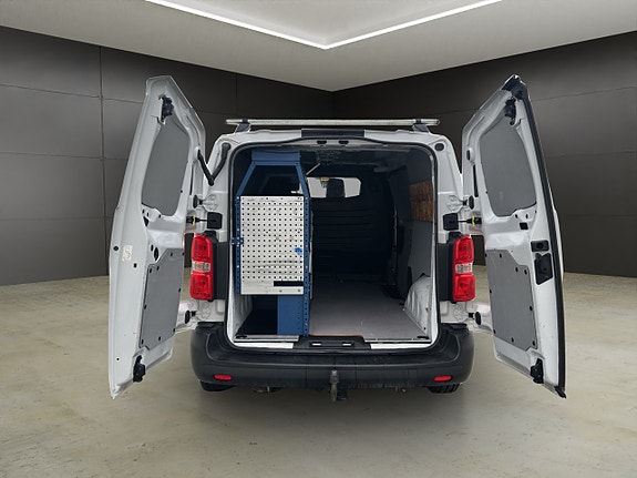 Opel Vivaro 10 of 27