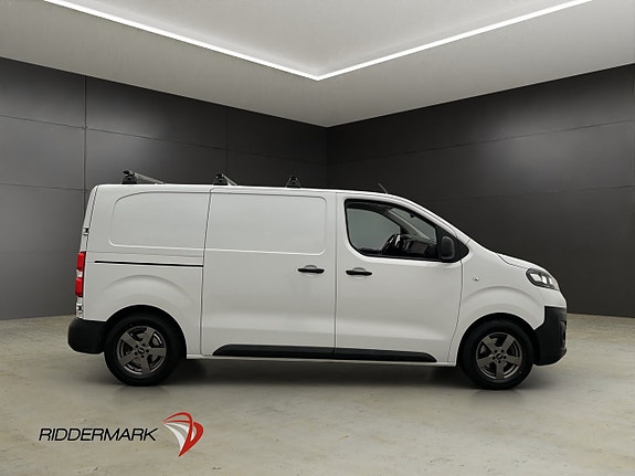Opel Vivaro 2 of 5