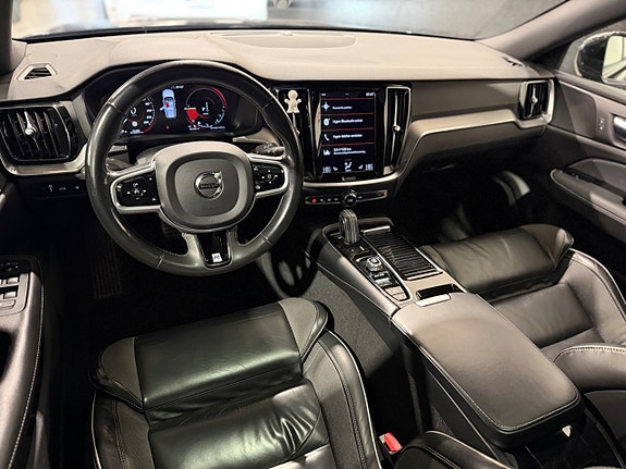 Volvo V60 8 of 11