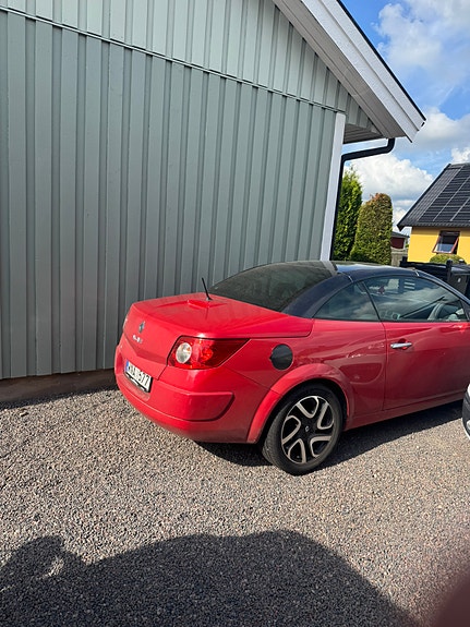 Renault Megane II 3 of 5