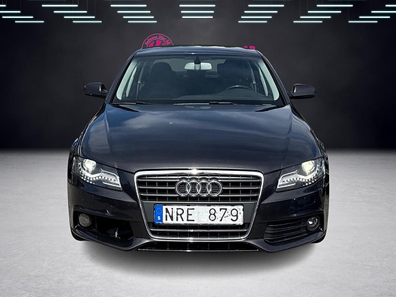 Audi A4 3 of 18