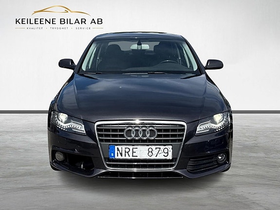 Audi A4 3 of 19