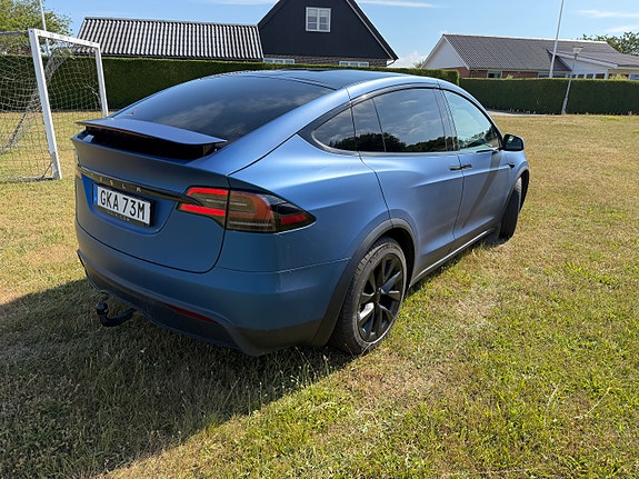 Tesla Model X 5 of 5