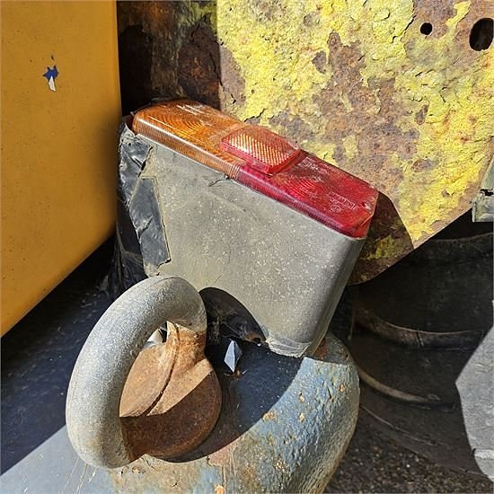 Venieri VF 963 / VF 9804 - 9,4 ton - defekt / defective hydr 28 of 30