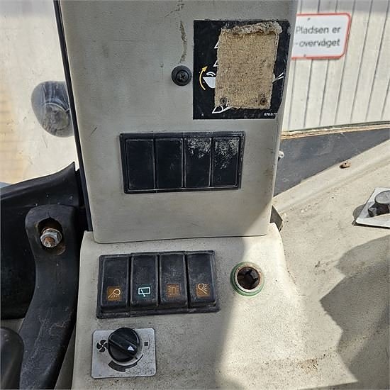 Venieri VF 963 / VF 9804 - 9,4 ton - defekt / defective hydr 21 of 30