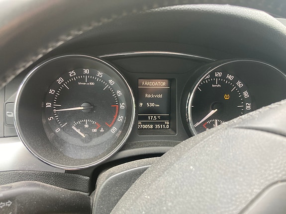 Skoda Superb 3 of 4