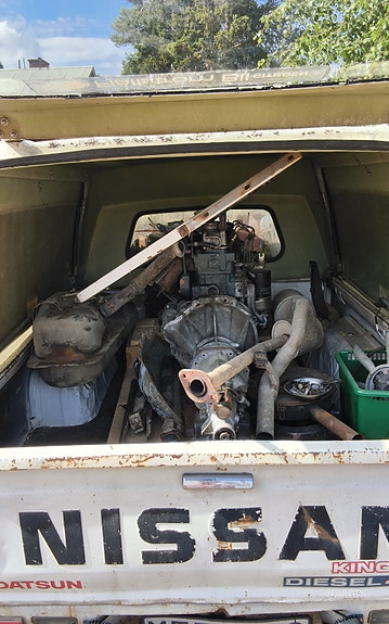 Nissan King Cab 3 of 4