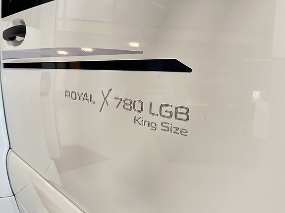 Kabe ROYAL TMRX 780 LGB (ALDE+Solcell+AC+Litium+Elmarkis) 30 of 30