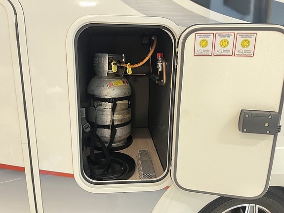 Kabe ROYAL TMRX 780 LGB (ALDE+Solcell+AC+Litium+Elmarkis) 12 of 30