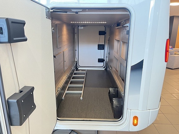 Kabe ROYAL TMRX 780 LGB (ALDE+Solcell+AC+Litium+Elmarkis) 8 of 30
