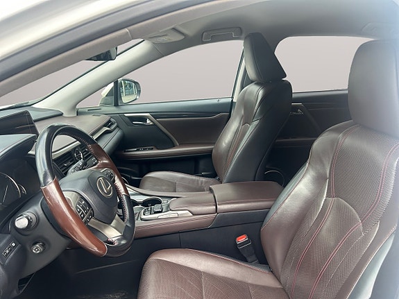 Lexus RX450h 10 of 26