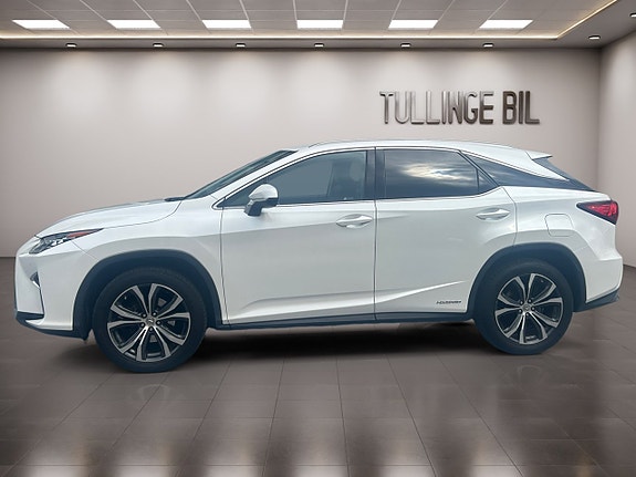 Lexus RX450h 2 of 26
