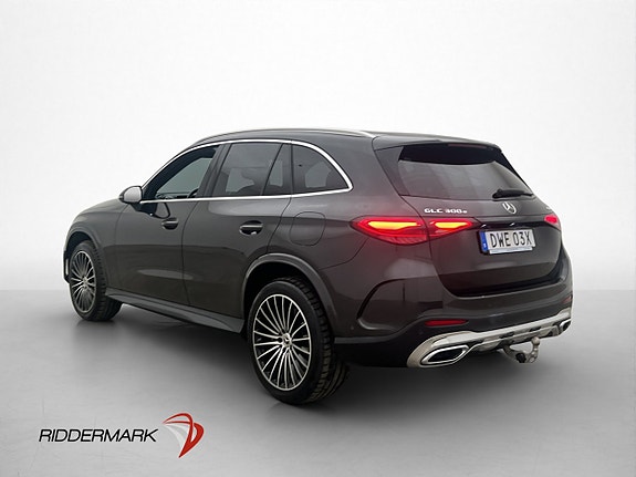 Mercedes-Benz GLC300 e 8 of 30