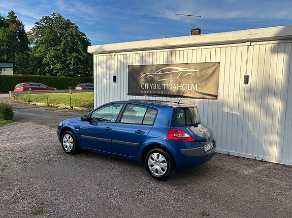 Renault Megane 3 of 5
