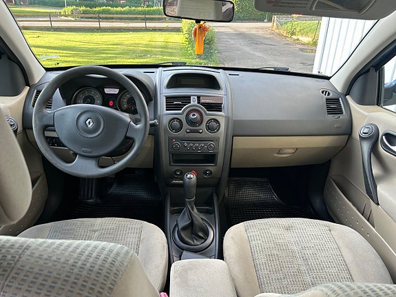 Renault Megane 5 of 5