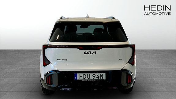 Kia Seltos 7 of 9