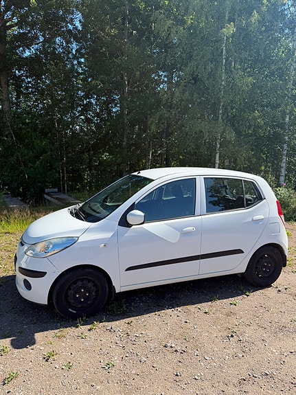 Hyundai i10 4 of 5