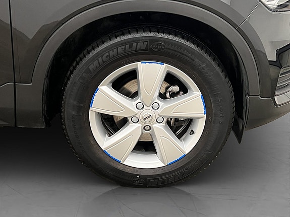 Volvo XC40 28 of 30
