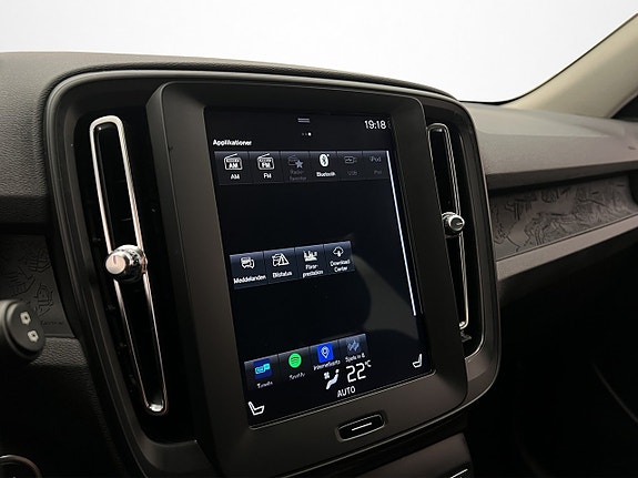 Volvo XC40 18 of 30
