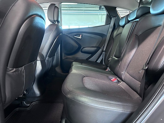 Hyundai ix35 8 of 9