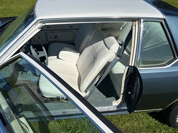 Chevrolet Caprice 12 of 26