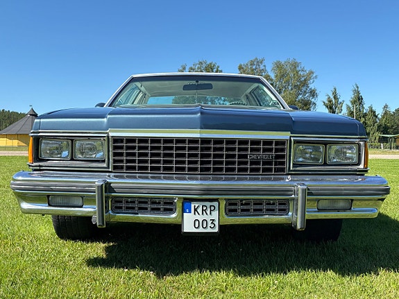 Chevrolet Caprice 7 of 26