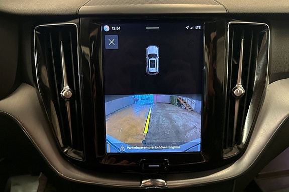 Volvo XC60 18 of 26