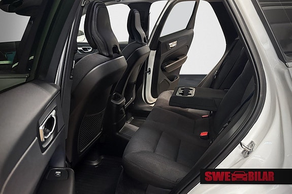 Volvo XC60 11 of 26
