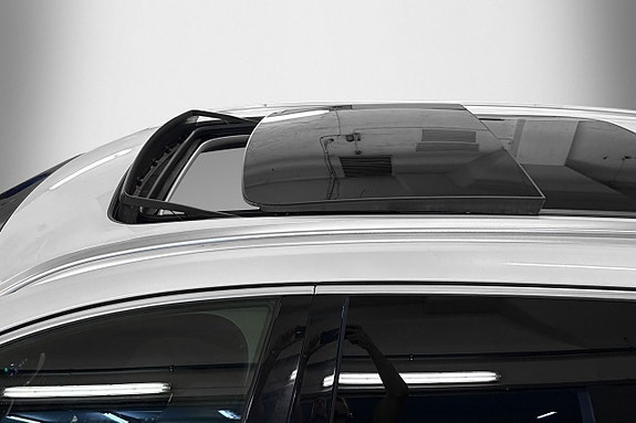 Volvo XC60 15 of 26