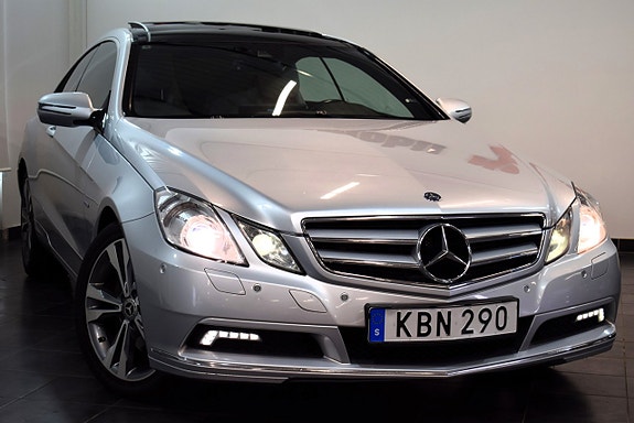 Mercedes-Benz E350 2 of 5