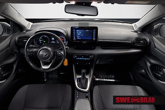 Toyota Yaris 12 of 23