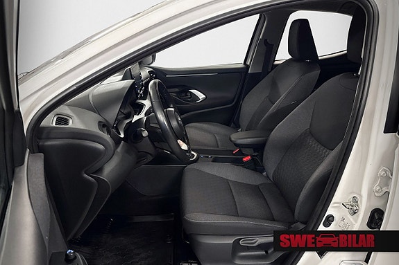 Toyota Yaris 8 of 23
