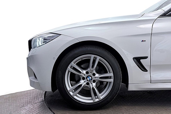 BMW 320 11 of 30