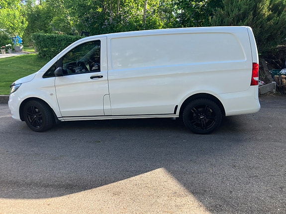 Mercedes-Benz Vito 111 3 of 5