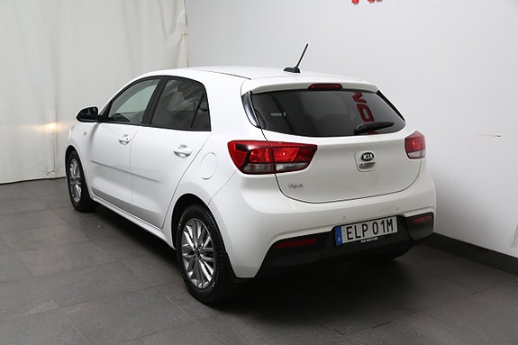 Kia Rio 4 of 5