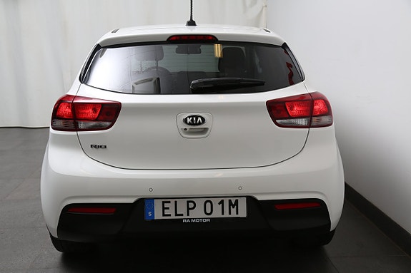 Kia Rio 23 of 23