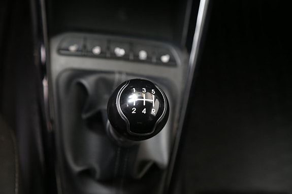 Kia Rio 16 of 23