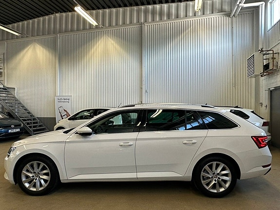 Skoda Superb 4 of 28