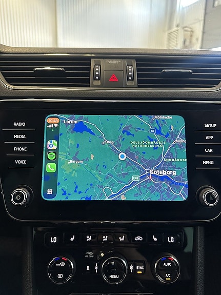 Skoda Superb 15 of 28