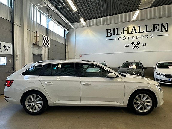 Skoda Superb 3 of 28