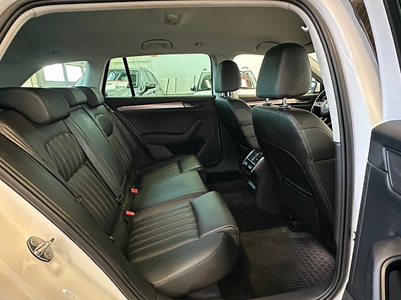 Skoda Superb 10 of 28