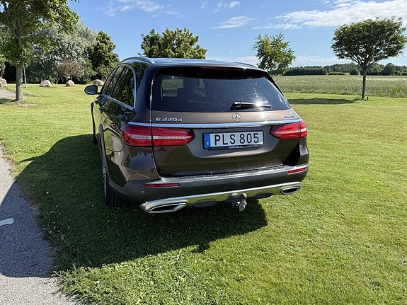 Mercedes-Benz E220 d 6 of 11