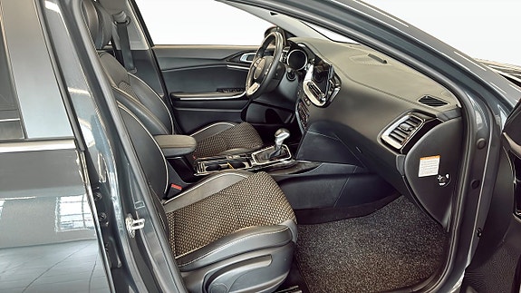 Kia Ceed 3 of 18