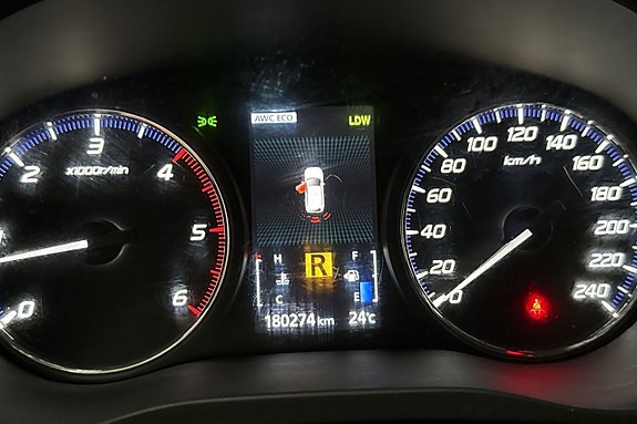 Mitsubishi Outlander 25 of 25